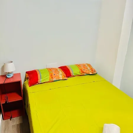 アパートホテル Castle Harbour 3*