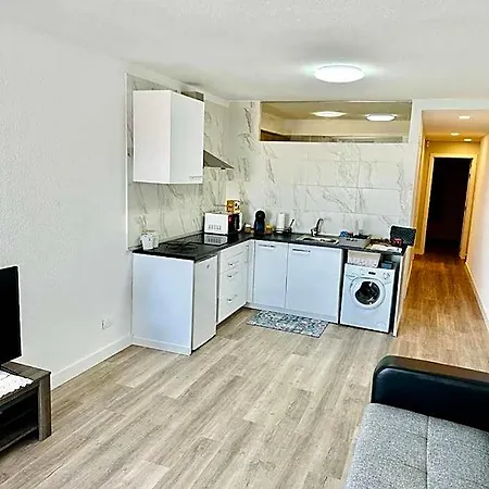 Castle Harbour Apartmanhotel