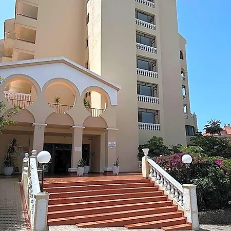 Apartmanhotel Castle Harbour