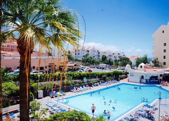 Apart-hotel Castle Harbour Los Cristianos (Tenerife)